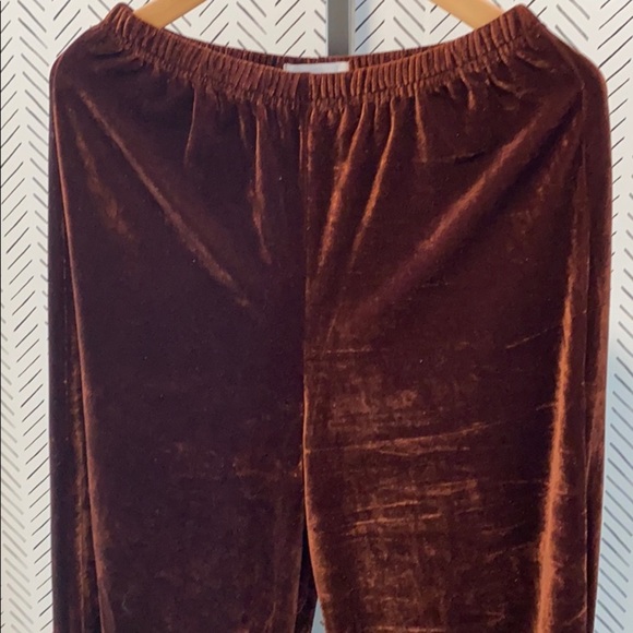Women’s small rust color velvet outfit NWOT - Picture 14 of 16